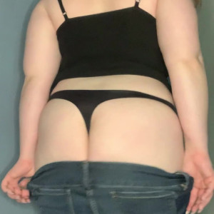 Video by sluttylilrose published on April 13,2023 00:29:00 - BestThots