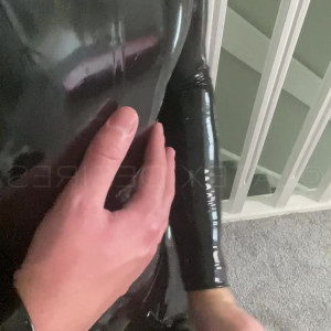 Video by latexdesires published on April 4,2023 02:40:00 - BestThots
