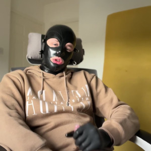 Video by latexdesires published on May 24,2023 05:07:00 - BestThots