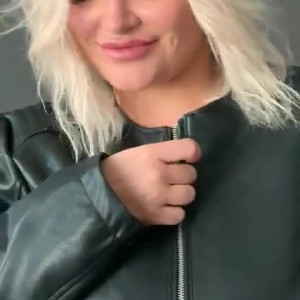 Video by olyriaroy published on August 21,2023 20:02:50 - BestThots