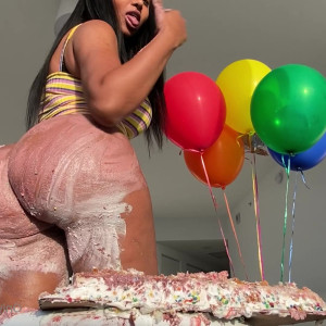 Video by britisholivia published on April 25,2023 12:41:00 - BestThots