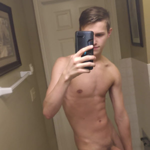 Video by aaron3108 published on April 10,2023 04:19:00 - BestThots