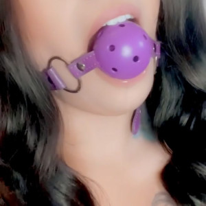 Video by sweetfeetsy published on March 28,2023 02:39:00 - BestThots