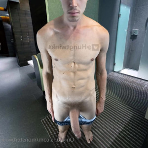 Video by monstertwink published on March 9,2023 07:03:00 - BestThots