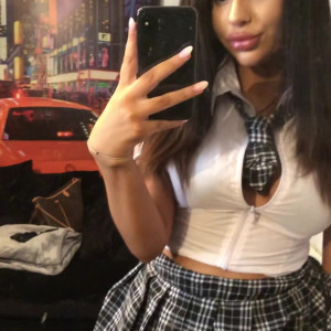 Video by findomcandice published on March 22,2023 19:07:00 - BestThots
