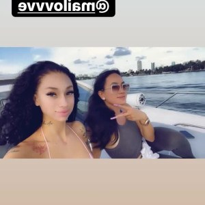 Video by bhadbhabie published on April 8,2023 12:16:00 - BestThots