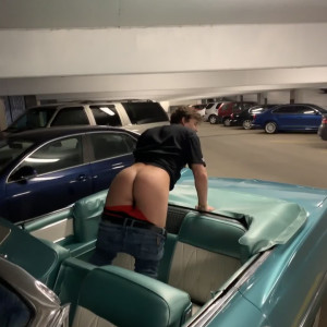 Video by johnnystonecb published on May 1,2023 19:00:00 - BestThots
