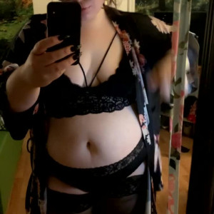 Video by lexxiblakkfree published on May 17,2023 22:38:00 - BestThots