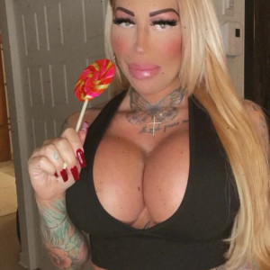 Video by call_me_roxy published on June 12,2023 23:39:00 - BestThots