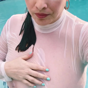 Video by maggiegreenlive published on June 23,2023 00:22:00 - BestThots