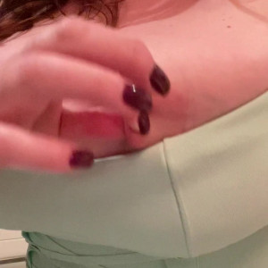 Video by maggiegreenlive published on July 2,2023 21:25:00 - BestThots