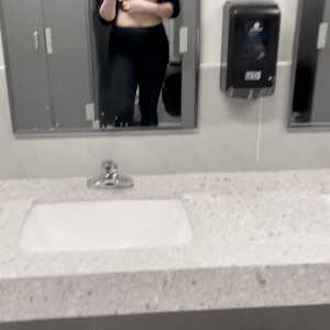 Video by roxierusalka published on July 3,2023 06:20:00 - BestThots