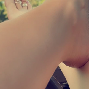 Video by waifufeetmilk published on May 9,2023 20:41:00 - BestThots