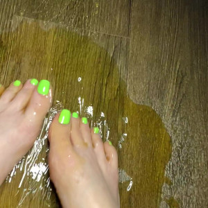 Video by waifufeetmilk published on July 12,2023 20:44:00 - BestThots