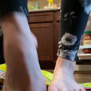 Video by waifufeetmilk published on July 21,2023 02:26:00 - BestThots