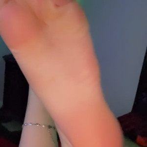 Video by waifufeetmilk published on April 29,2023 11:50:00 - BestThots