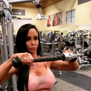 Video by jewels_jade_vip published on August 22,2023 01:16:45 - BestThots