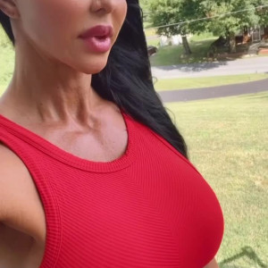 Video by jewels_jade_vip published on August 22,2023 01:19:15 - BestThots