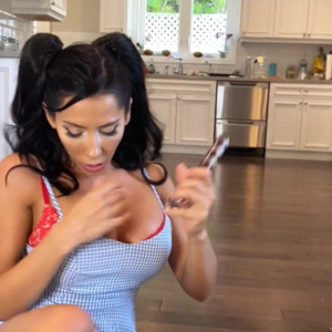 Video by madison420ivy published on April 17,2023 11:56:00 - BestThots