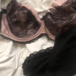 Video by kerrylouise_xxx published on April 27,2023 04:04:00 - BestThots