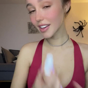 christinasage #4614587