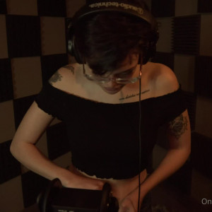 Video by theasmrcollection published on August 22,2023 02:38:37 - BestThots