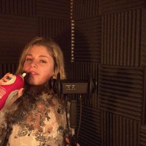 Video by theasmrcollection published on August 22,2023 02:46:15 - BestThots