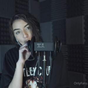 Video by theasmrcollection published on August 22,2023 03:36:28 - BestThots