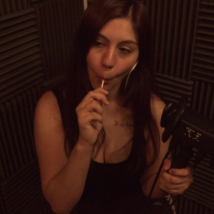 Video by theasmrcollection published on August 22,2023 04:07:42 - BestThots