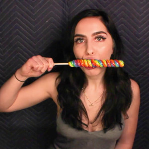 Video by theasmrcollection published on August 22,2023 05:03:31 - BestThots