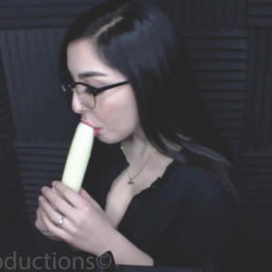 Video by theasmrcollection published on August 22,2023 05:37:04 - BestThots