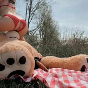 Video by farmgirl published on May 19,2023 13:09:00 - BestThots