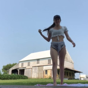 Video by farmgirl published on May 10,2023 22:25:00 - BestThots