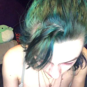 Video by tinyrealhuman published on April 21,2023 14:13:00 - BestThots