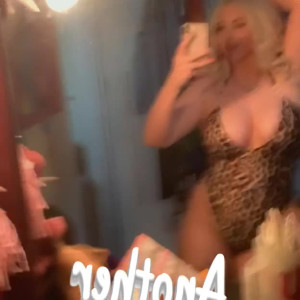 Video by undressjess published on March 9,2023 13:29:00 - BestThots