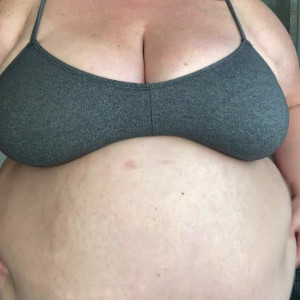Video by ssbbwladyjiggles published on May 23,2023 13:07:00 - BestThots
