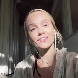 Video by groovygabs published on May 5,2023 02:31:00 - BestThots
