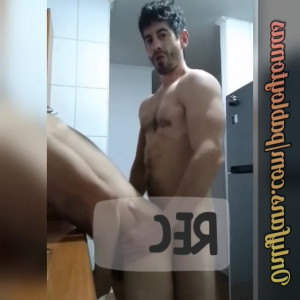 Video by mundogay88 published on April 18,2023 11:05:00 - BestThots