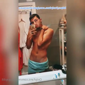 Video by mundogay88 published on May 7,2023 22:34:00 - BestThots