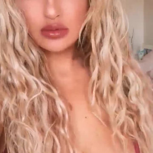 Video by watchmynudes published on April 26,2023 20:19:00 - BestThots