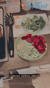 Video by missreinat published on January 17,2025 23:01:41 - BestThots