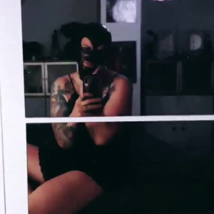 Video by heavyrubberette published on June 29,2023 13:26:00 - BestThots