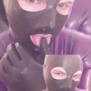 Video by heavyrubberette published on May 1,2023 05:14:00 - BestThots
