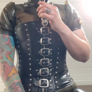 Video by heavyrubberette published on June 28,2023 19:32:00 - BestThots