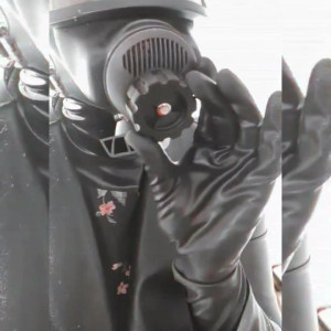 Video by heavyrubberette published on April 30,2023 00:14:00 - BestThots