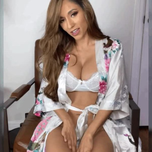 Video by reenaskyvip published on August 22,2023 09:52:48 - BestThots