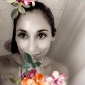 Video by reenaskyvip published on April 3,2023 04:04:00 - BestThots