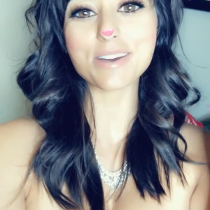 Video by reenaskyvip published on April 19,2023 21:04:00 - BestThots