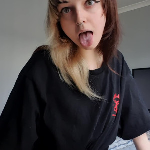 Video by vi0let_night published on May 9,2023 09:45:00 - BestThots