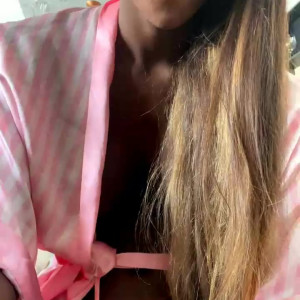 victoriacarolino #5124927